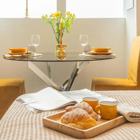 Dreams By Rent شقة كومو